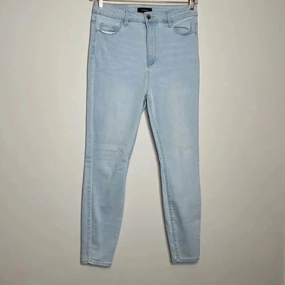 Forever 21 Light Blue Jeans - Picture 3 of 10